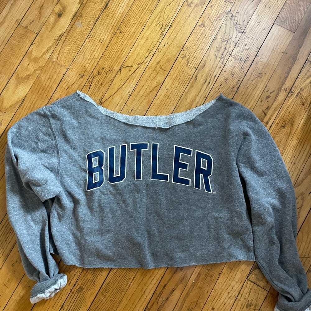 Gray Butler Cropped Sweatshirt
